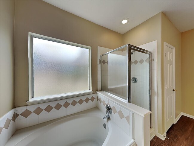 Building Photo - 2902 Auburn Falls Ln