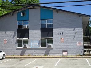 Building Photo - 2206 W Hickory St