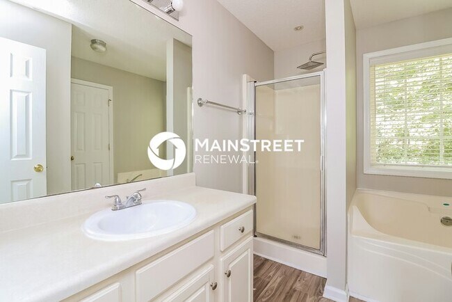 Building Photo - 3 Bedroom Pet-Friendly Home in Temple, GA with Main Street Renewal