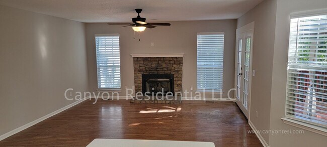 Building Photo - 2127 Morris Hill Rd