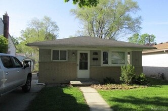 Building Photo - 26273 Eton Ave