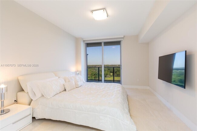 Building Photo - 16385 Biscayne Blvd