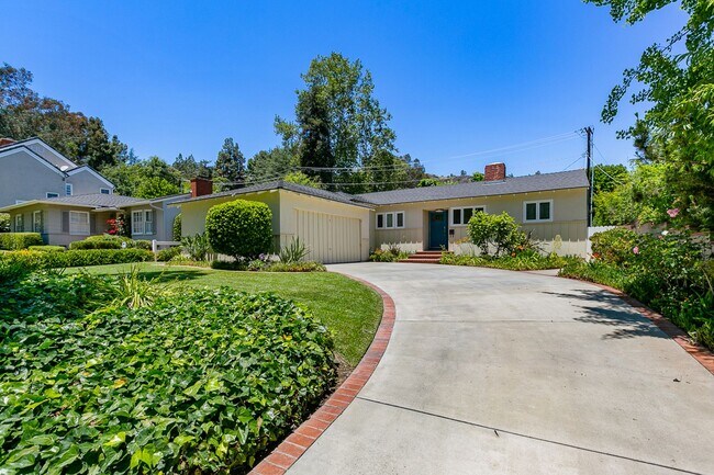 Building Photo - Now Available | Beautiful 3-Bedroom Home in Prime Pasadena