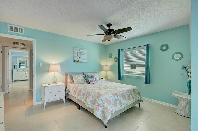 Building Photo - 4518 Garnet Dr