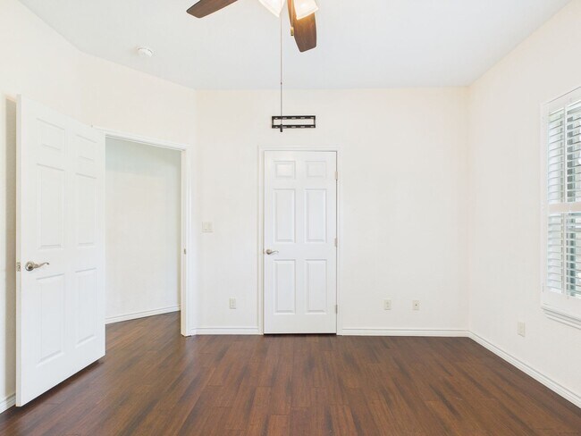 Building Photo - Sunroom Serenity & Backyard Bliss Retreat