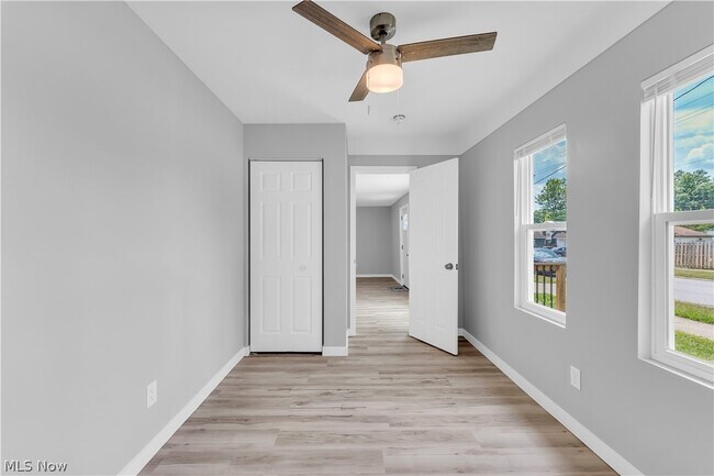 Building Photo - 4603 W 58th St