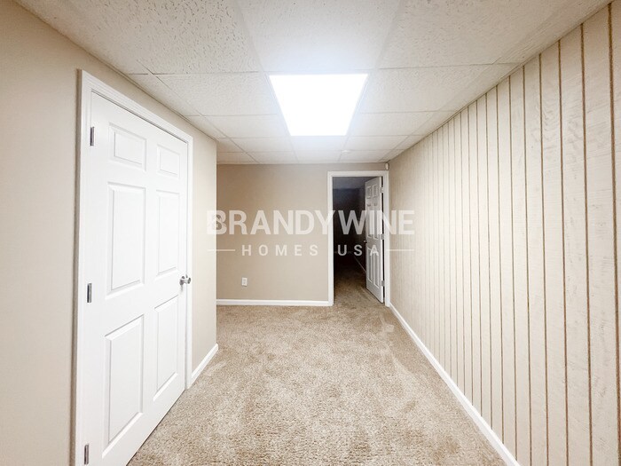 Building Photo - 45 Lydia Ct