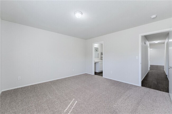 Building Photo - 225 W Marietta Way