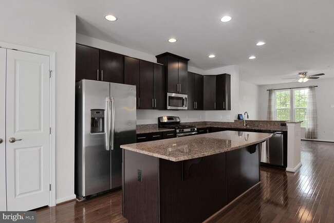 Building Photo - 3636 Wright Terrace