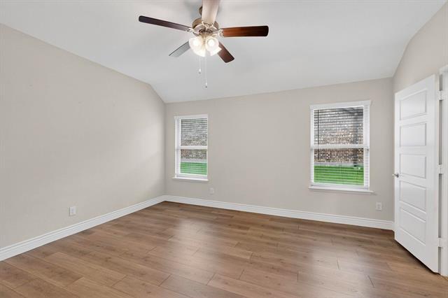Building Photo - 222 Red Oak Dr