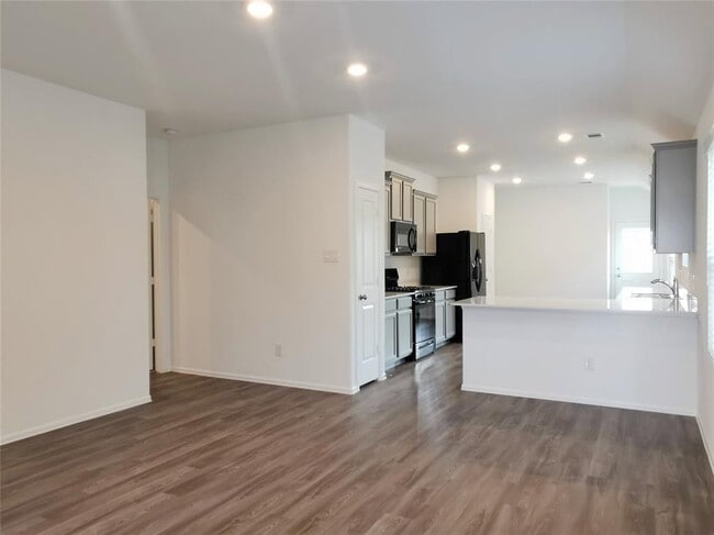 Building Photo - 5818 Dry Brush Pl