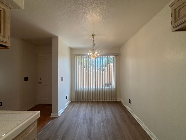 Building Photo - West Palmdale Townhouse
