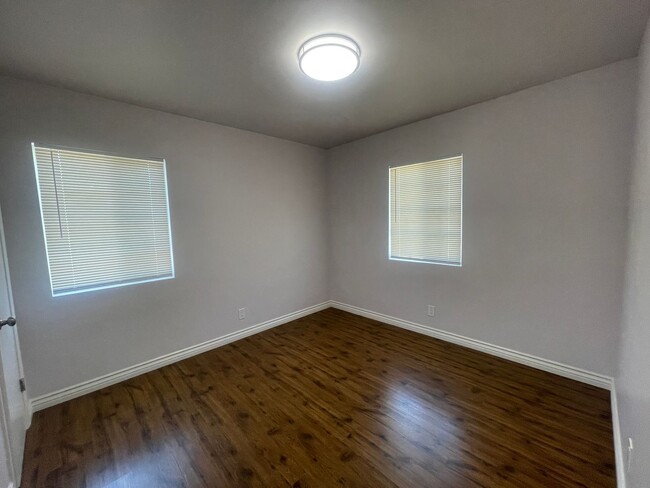 Building Photo - Littlerock 3 Bedroom