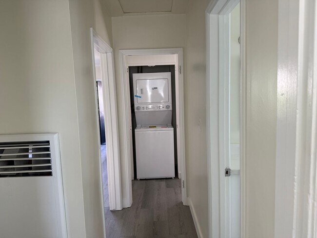 Building Photo - FOR RENT — COMPLETELY REMODELED Apartment