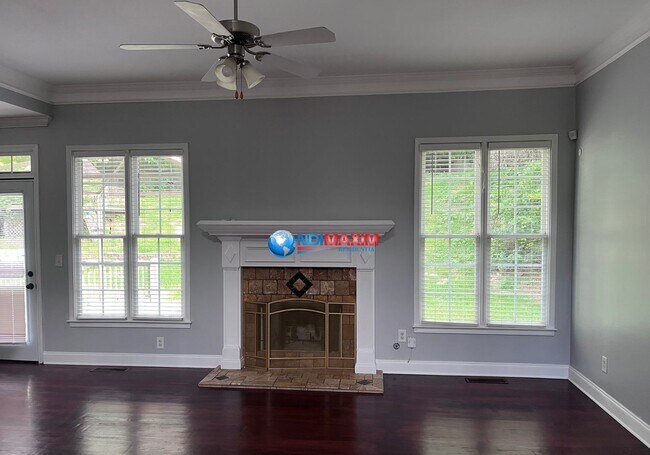 Building Photo - Beautiful large 6-bedroom house in Dacula