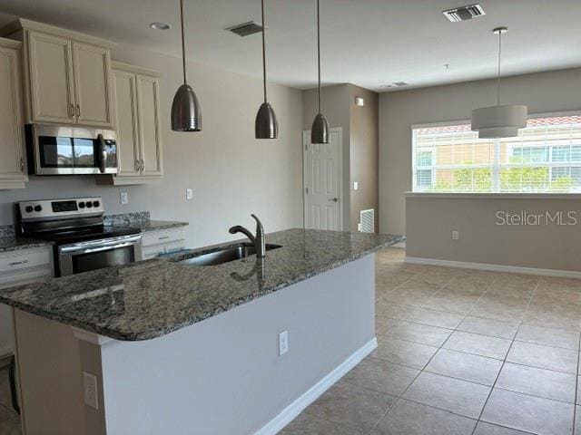 Building Photo - 4219 Frontier Ln