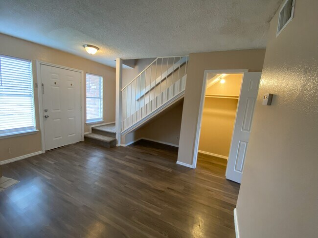 Coat closet - 10661 Starcrest Dr