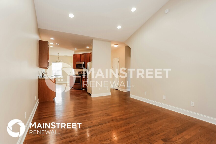 Building Photo - 7013 Edon Hall Way