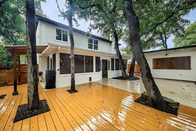 Building Photo - 13104 Tilder Dr