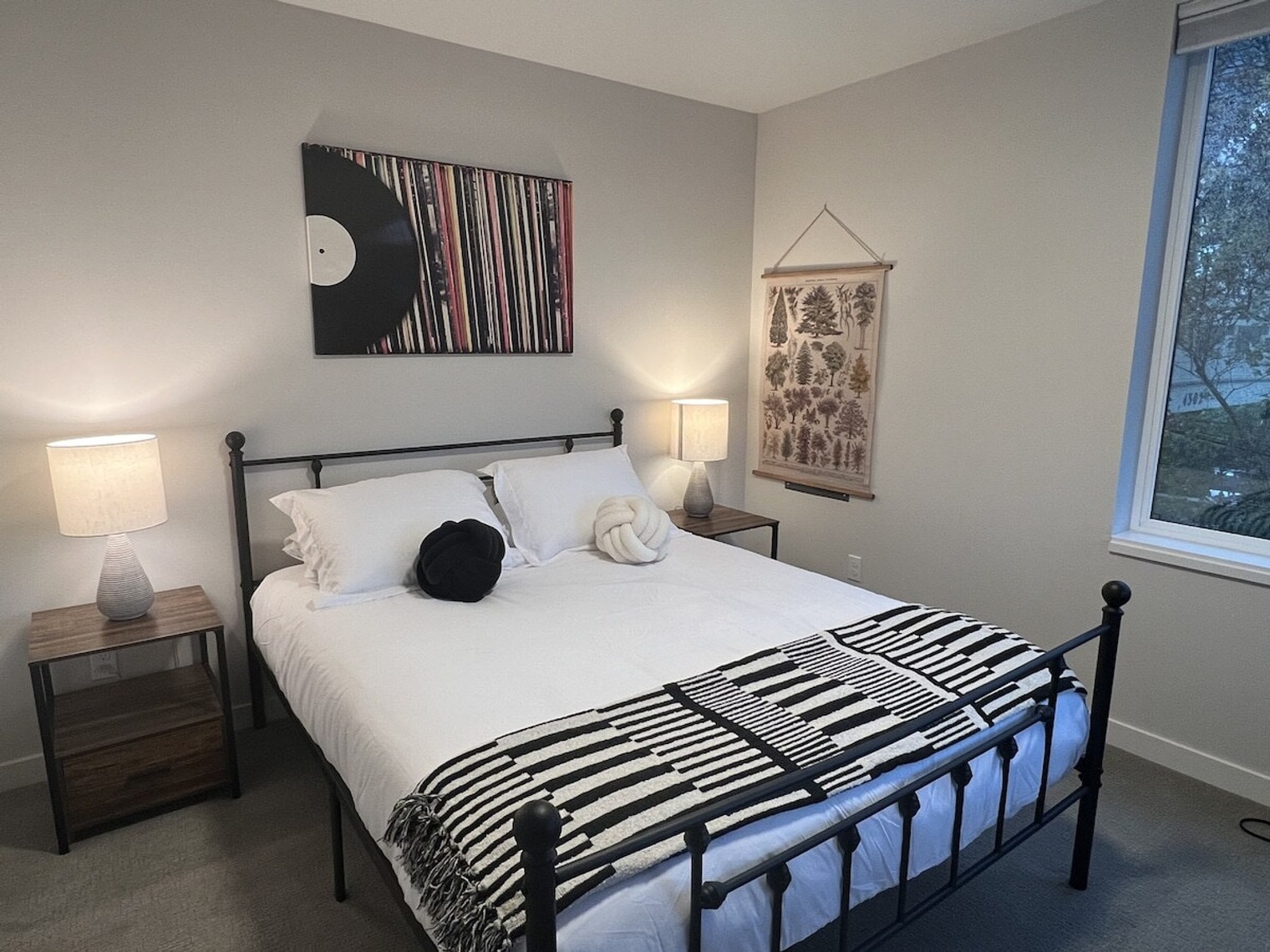 Building Photo - 4308 Wallingford Ave N