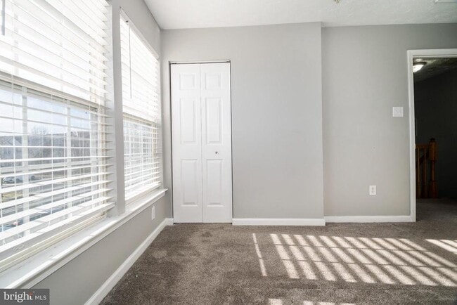 Building Photo - 5224 Leavers Ct