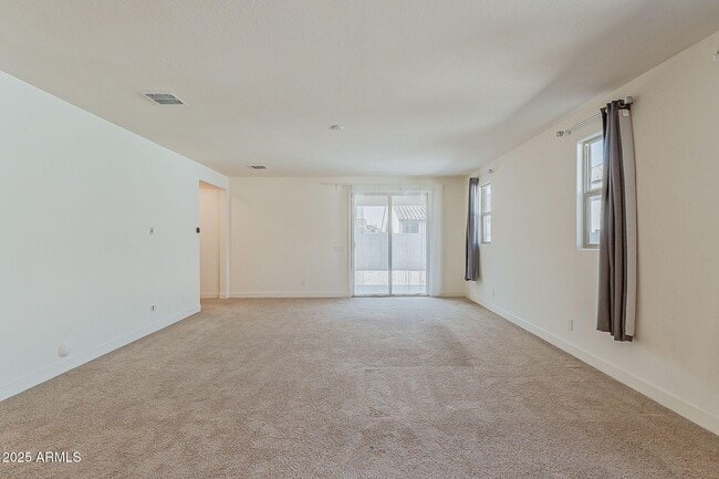 Building Photo - 10962 W Taylor St