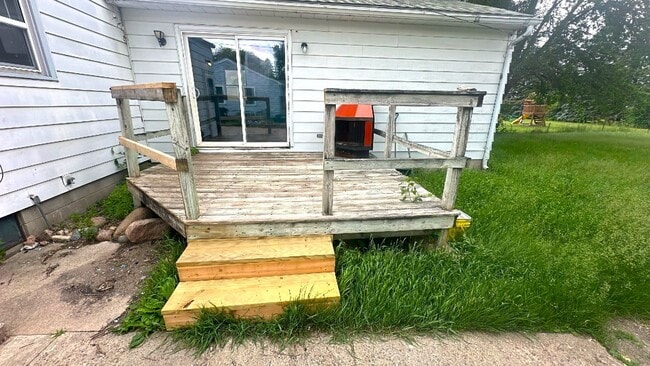 Building Photo - FOR RENT- Adorable 2 bed 1 bath in Washburn IA!!