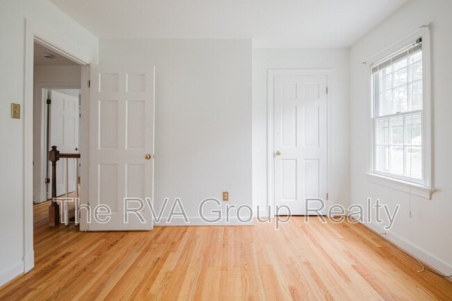 Building Photo - 10075 Aragon Dr