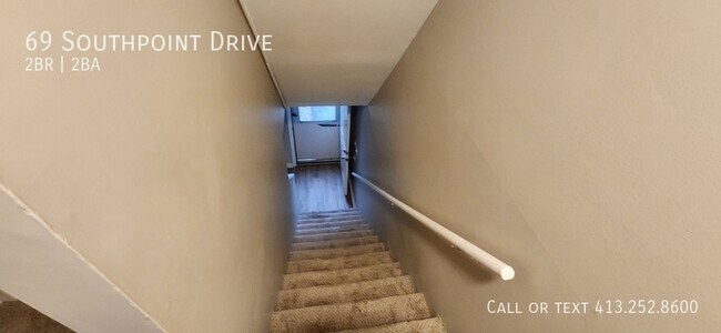 Building Photo - 69 Southpoint Dr