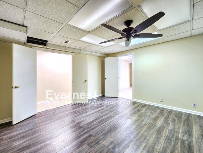 Building Photo - 2047 Arbor Forest Dr SW