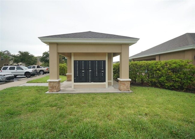 Building Photo - 6938 Towne Lake Rd