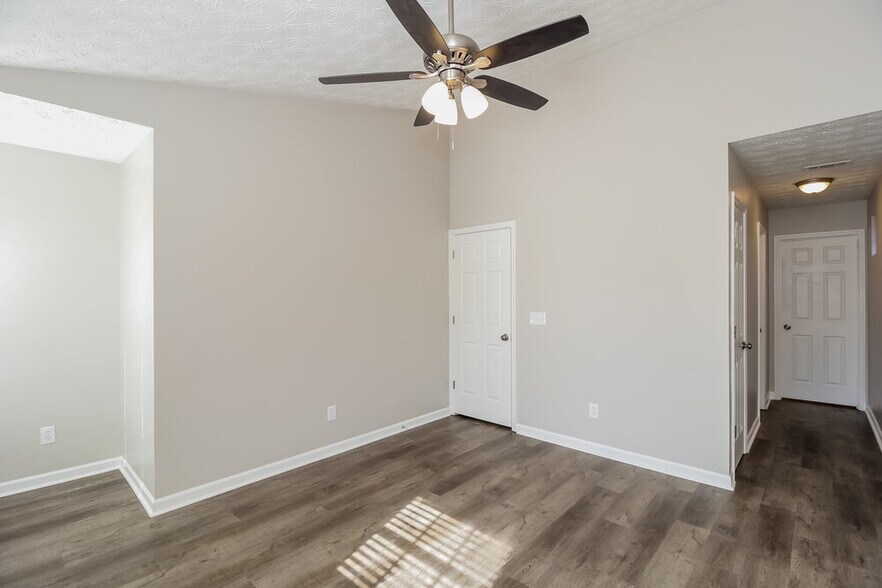 Building Photo - 134 Silver Fox Trail