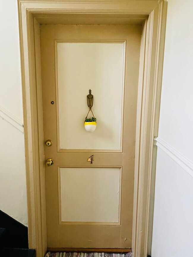 Interior Photo - 2607 Park Avenue