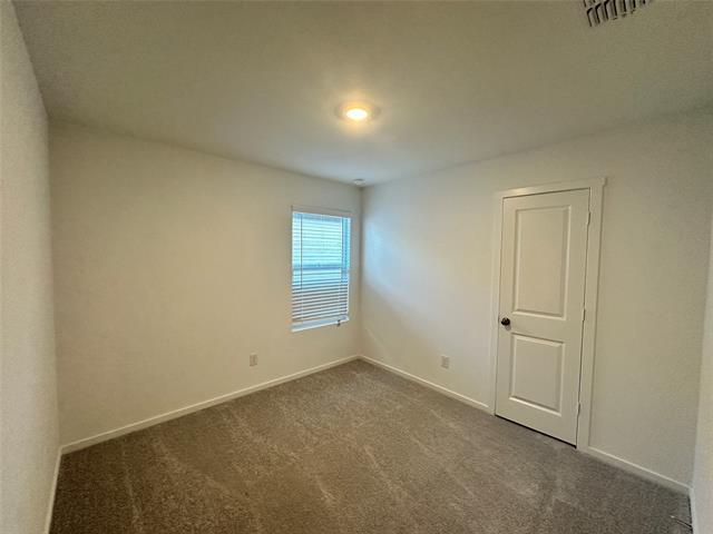Building Photo - 1013 Raintree Rd