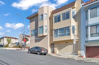 Building Photo - 609 Cambridge St