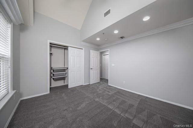 Building Photo - 88 Village Green Dr