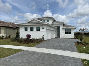 Building Photo - Southwest Pietra Way, Port St. Lucie, FL 3...