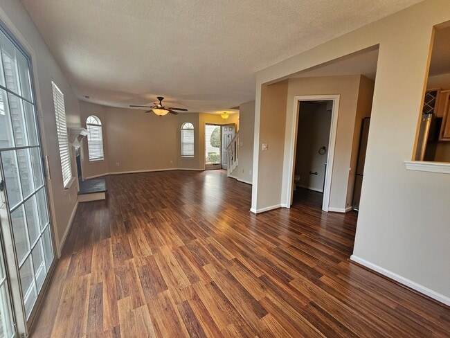 Building Photo - Lake Smith Condos