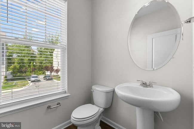 Building Photo - 7980 Patterson Wy