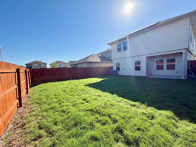 Building Photo - 127 Snapdragon Ln