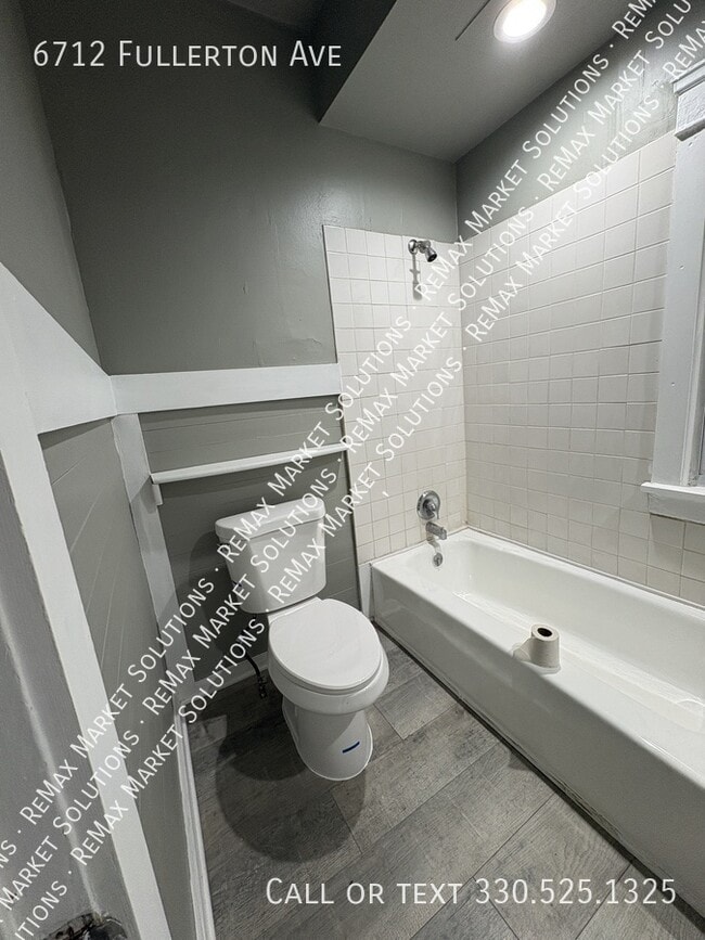 Building Photo - 6712 Fullerton Ave