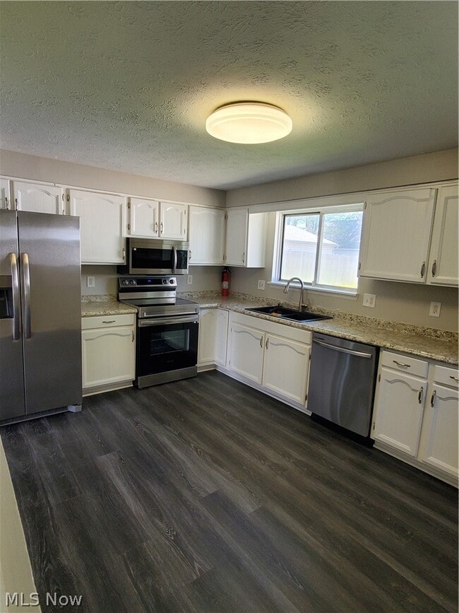 Building Photo - 35134 Spruce St