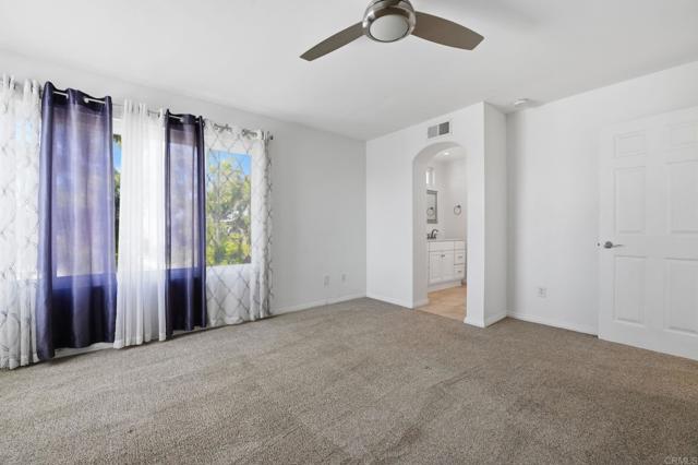 Building Photo - 2775 Southampton Rd