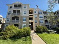 Building Photo - 7801 Point Meadows Dr