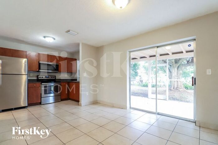 Building Photo - 4180 NW 34th Way