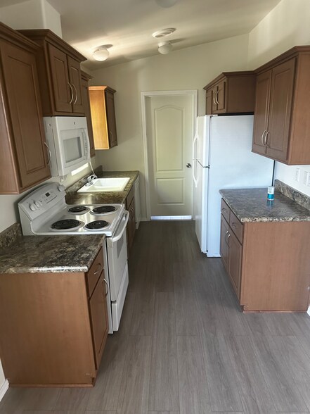 Building Photo - 8865 E Baseline Rd