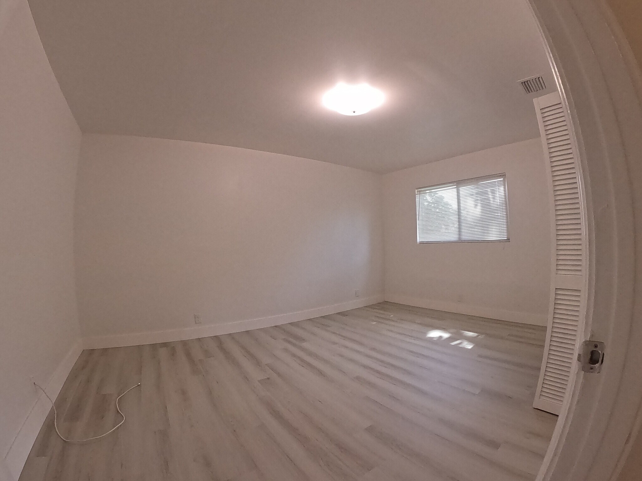 Bedroom - 2300 Cleveland St