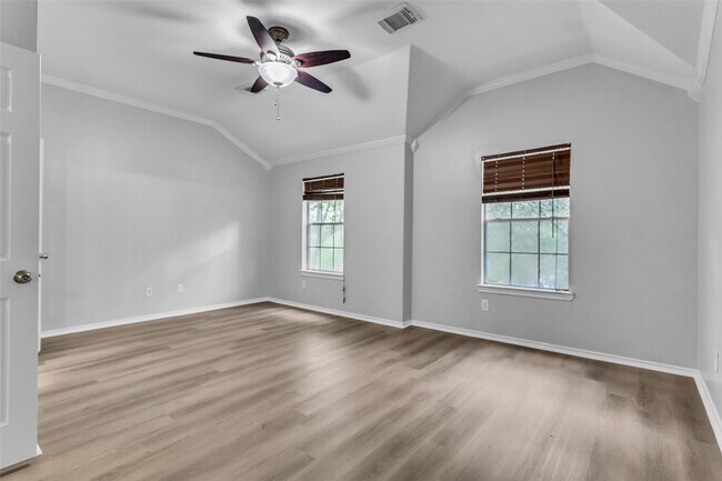 Building Photo - 46 Marble Rock Pl