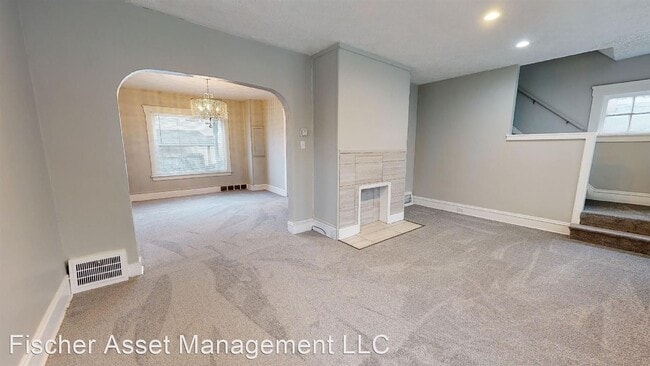 Building Photo - 3 br, 1 bath House - 3359 West 86th St.