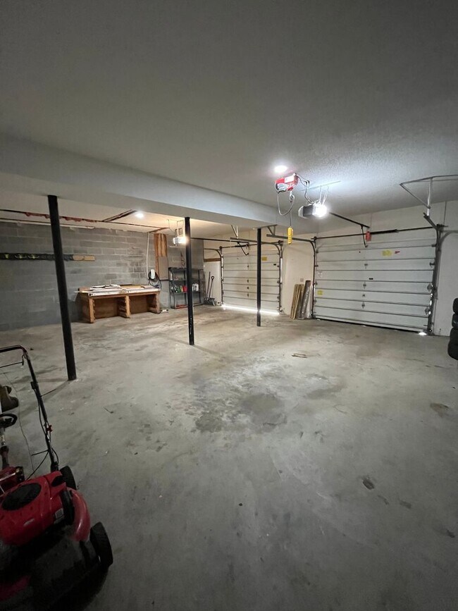 Building Photo - Beautiful 3 Bedroom house in Fishersville ...